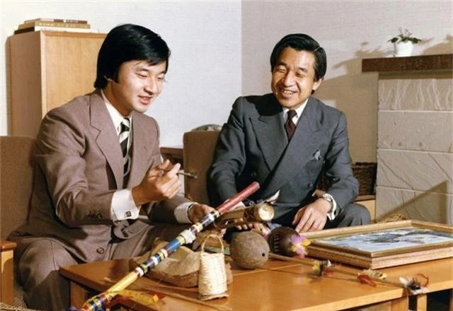 Nhật hoàng Akihito: Vị hoàng đế của những điều đầu tiên - 8