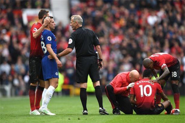 M.U b&#x1EA5;t ng&#x1EDD; g&#x1EB7;p h&#x1ECD;a l&#x1EDB;n &#x1EDF; cu&#x1ED9;c &#x111;ua top 4