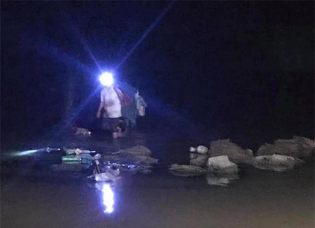 Nghệ An: Đã tìm thấy 1 thi thể trong vụ 3 học sinh đuối nước trên sông Hiếu