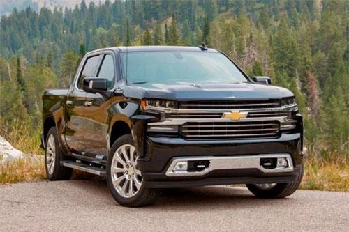 1. Chevrolet Colorado 2019 (giá khởi điểm: 21.300 USD).