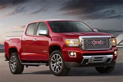 3. GMC Canyon 2019 (giá khởi điểm: 22.200 USD).