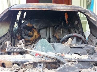 Thanh Hóa: Nghi can phóng hỏa đốt xe ô tô 7 chỗ ra đầu thú