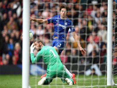 De Gea tiết lộ đã bị chuột rút dẫn đến sai lầm trong trận hòa trước Chelsea