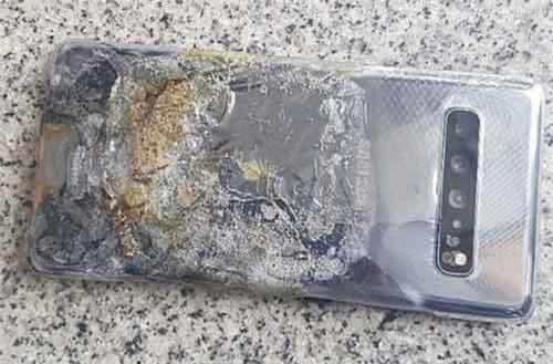 Samsung từ chối trách nhiệm trong vụ Galaxy S10 5G bốc cháy