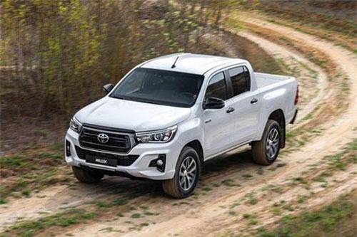 Cận cảnh Toyota Hilux 2019 phiên bản đặc biệt vừa trình làng