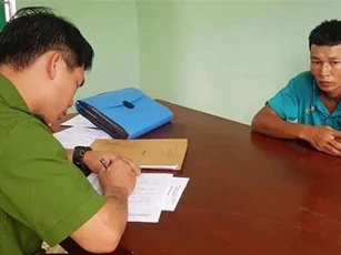 Quảng Trị: Ăn trộm bất thành, đổ xăng đốt chủ nhà 76 tuổi đang ngủ