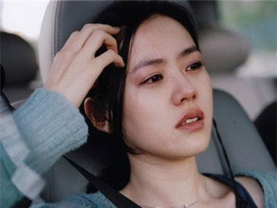 Từng bị bố mẹ từ mặt vì lấy tôi, chồng lại nhất định đòi ly hôn sau chuyến đi công tác với lý do không ngờ