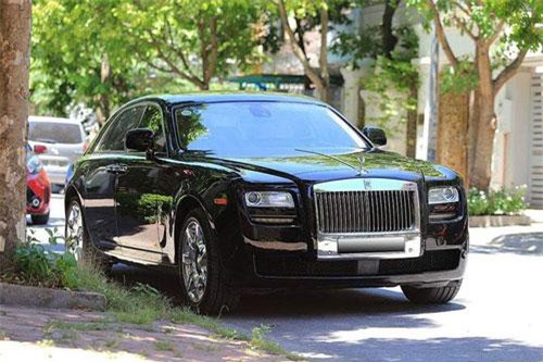 Ngắm siêu xe Rolls-Royce Ghost chỉ hơn 9 tỷ ở Hà Nội