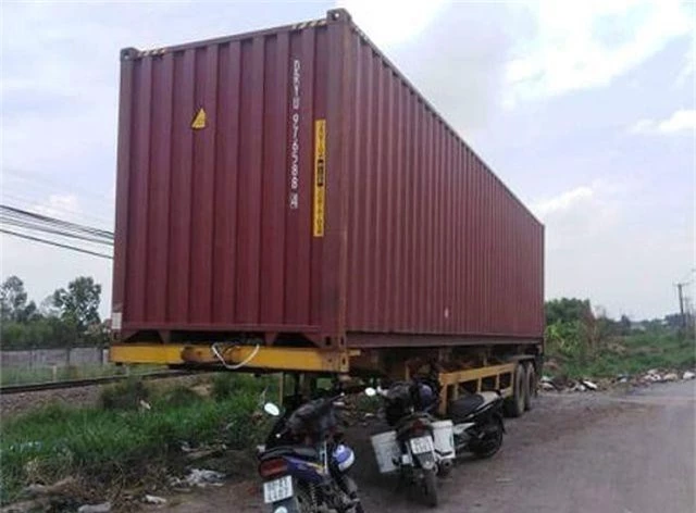 Đạo chích lấy container từ Bình Dương đem về Đồng Nai trộm tài sản - 2