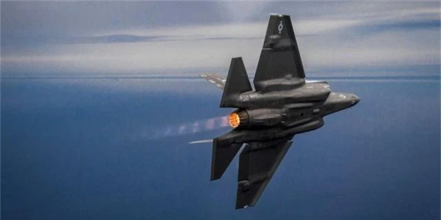 Mỹ bổ sung tính năng giúp “tia chớp” F-35 thêm sát thương khi không chiến - 1