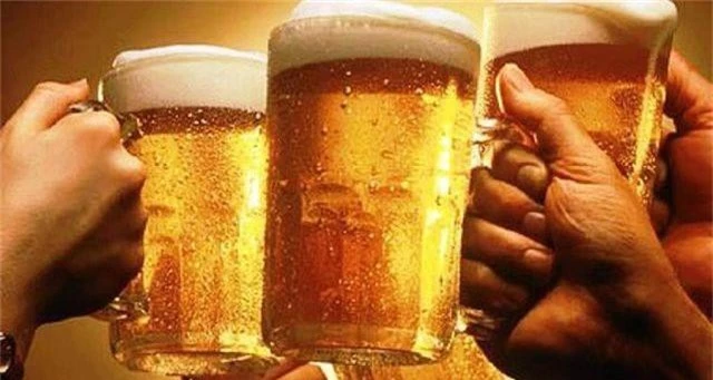 Tiêu thụ rượu bia tăng mạnh, Sabeco “gặt” doanh thu kỷ lục trong quý I - 1
