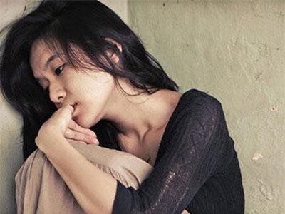 Tôi bị chồng vứt tờ đơn ly hôn vào mặt ngay ngày đầu của tuần trăng mật