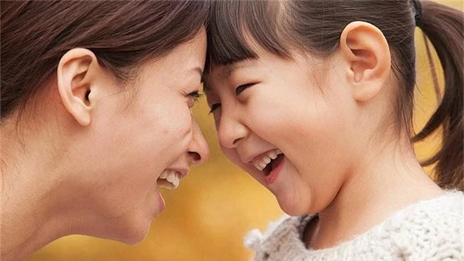 Hiến kế để giúp lời nói của mẹ trở nên có trọng lượng và con biết lắng nghe, ngoan ngoãn hơn - Ảnh 1.