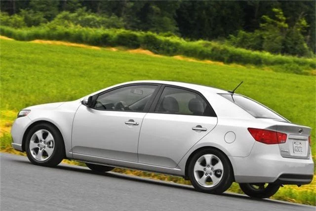 Hyundai và Kia bị tố cố tình bán xe lỗi túi khí - 1