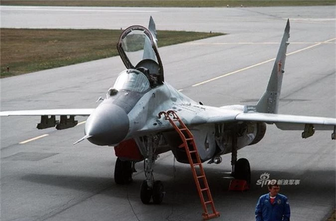 Phi cong Ukraine bay MiG-29 voi 