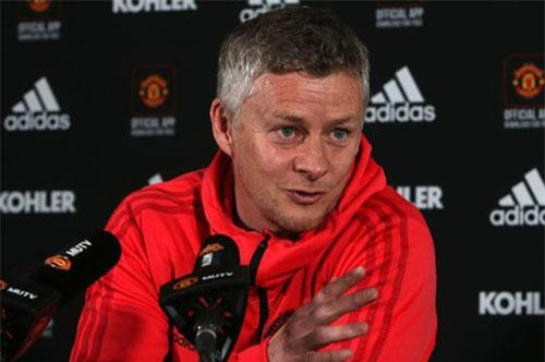 Solskjaer quyết không ‘trảm’ De Gea