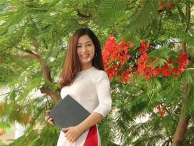 Ngắm "nữ sinh"... U40 chỉ chăm da bằng sữa tươi