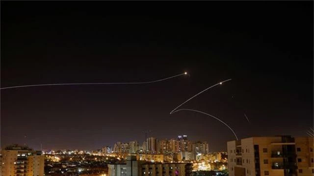 430 tên lửa tấn công Israel trong 24h, Dải Gaza “căng như dây đàn” - 1 430 tên lửa tấn công Israel trong 24h, Dải Gaza “căng như dây đàn” - 1