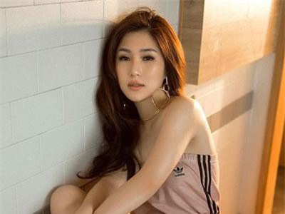 Hương Tràm quyết định dừng hát sau 5 năm phải uống thuốc an thần