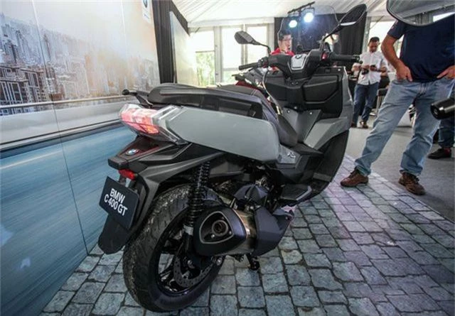 BMW tung ra hai mẫu xe ga sản xuất tại Trung Quốc - 16 BMW tung ra hai mẫu xe ga sản xuất tại Trung Quốc - 16