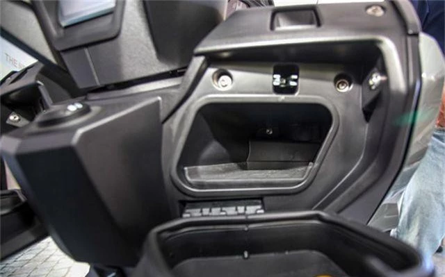 BMW tung ra hai mẫu xe ga sản xuất tại Trung Quốc - 24 BMW tung ra hai mẫu xe ga sản xuất tại Trung Quốc - 24