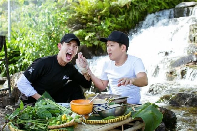 Đây là cách Trường Giang bù đắp cho Song Luân khi vừa nghe tin anh chia tay người yêu - Ảnh 7. Đây là cách Trường Giang bù đắp cho Song Luân khi vừa nghe tin anh chia tay người yêu - Ảnh 7.