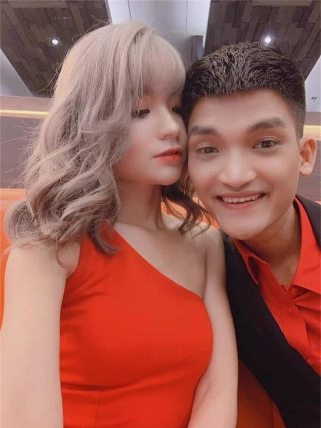 Mạc Văn Khoa khó chịu với Trấn Thành vì suồng sã quá mức, liên tục chen ngang khi nói chuyện? - Ảnh 3. Mạc Văn Khoa khó chịu với Trấn Thành vì suồng sã quá mức, liên tục chen ngang khi nói chuyện? - Ảnh 3.