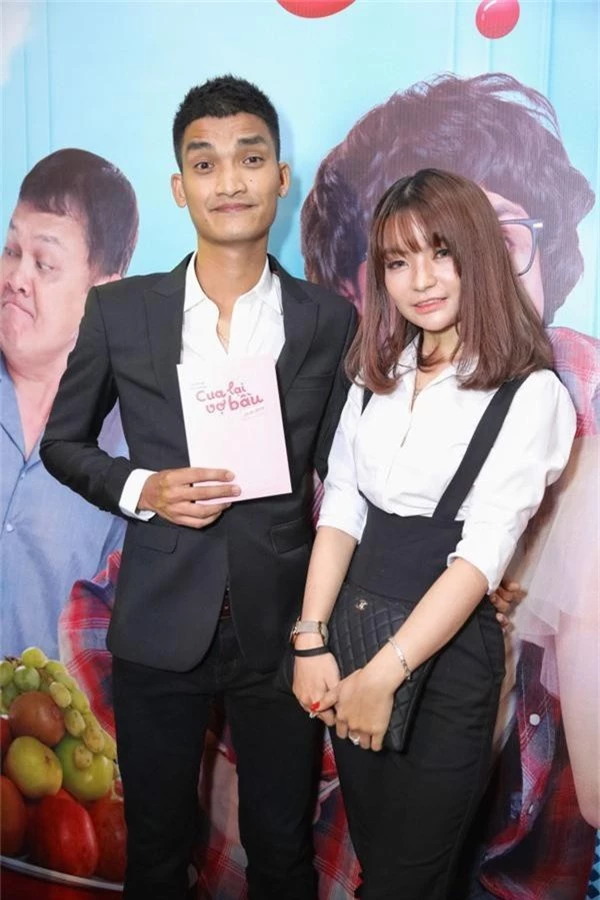 Mạc Văn Khoa khó chịu với Trấn Thành vì suồng sã quá mức, liên tục chen ngang khi nói chuyện? - Ảnh 4. Mạc Văn Khoa khó chịu với Trấn Thành vì suồng sã quá mức, liên tục chen ngang khi nói chuyện? - Ảnh 4.