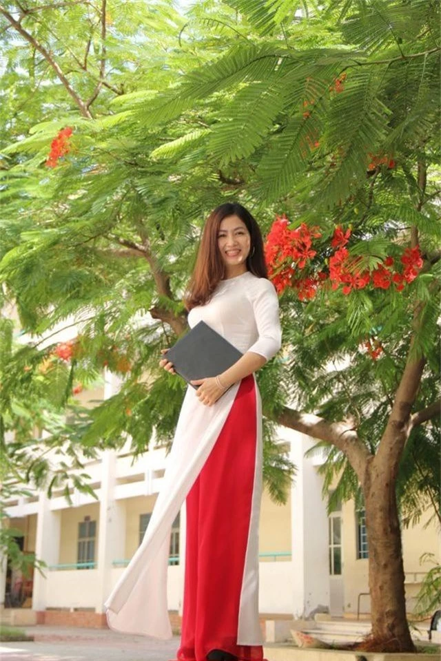 Ngắm nữ sinh... U40 chỉ chăm da bằng sữa tươi - 1 Ngắm nữ sinh... U40 chỉ chăm da bằng sữa tươi - 1