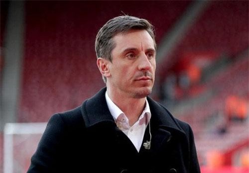 Đội nhà đoạt vé play-off, huyền thoại M.U rớt nước mắt