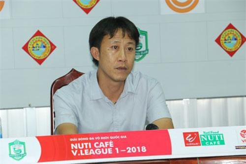 HLV Sài Gòn FC nói gì khi đánh bại Hải Phòng trong trận cầu "ru ngủ" khán giả?