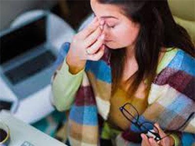 Cẩn trọng với những bệnh thường gặp ở giới văn phòng