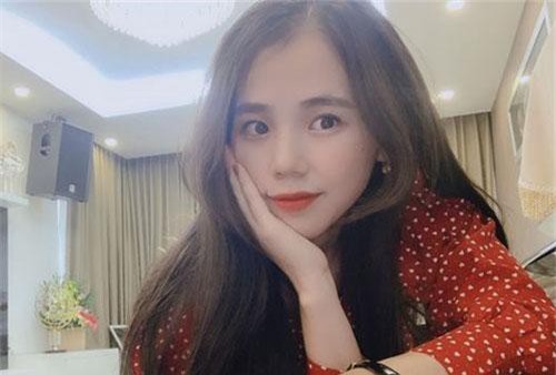 Quá khứ chật vật của “giọng hát triệu view” Nguyễn Hương Ly