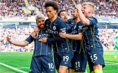 Image result for Manchester City players to share Â£15 million bonus if they win domestic treble