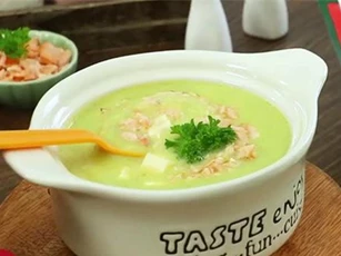 Clip: Ngon lạ với món súp phô mai măng tây cá hồi