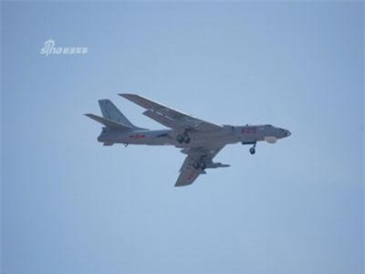 Kinh hãi sức mạnh chống hạm của H-6 khi mang theo tên lửa hành trình