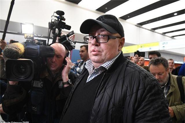 Hành khách sống sót trên máy bay Nga gặp nạn bị chỉ trích vì chặn đường thoát hiểm