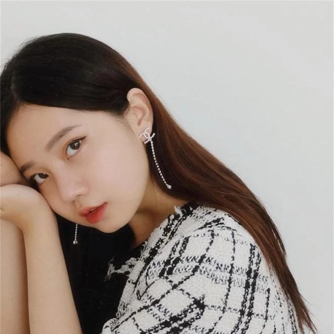 Gái xinh 1m50 hot trên Instagram: Kiếm được 50 triệu/tháng nhờ vẻ ngoài đáng yêu, tiết lộ đã dao kéo một chỗ không ai ngờ - Ảnh 1. Gái xinh 1m50 hot trên Instagram: Kiếm được 50 triệu/tháng nhờ vẻ ngoài đáng yêu, tiết lộ đã dao kéo một chỗ không ai ngờ - Ảnh 1.