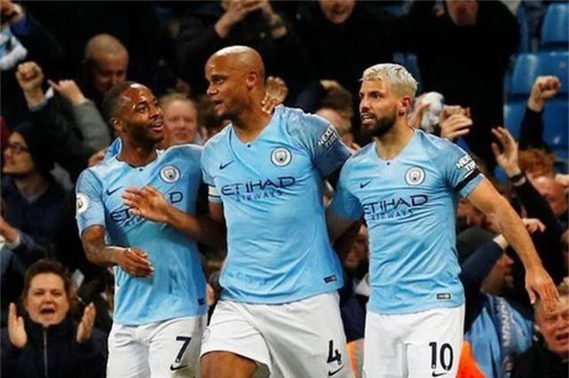 Premier League chứng kiến kẻ về nhì vĩ đại: Man City hay Liverpool ? - 4