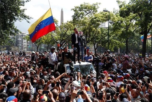 Venezuela “tố” CIA đứng sau đảo chính, dọa sẵn sàng đáp trả quân sự - 2