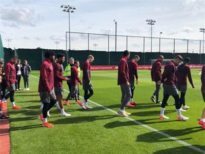 Sau Salah và Firmino, Liverpool mất nốt Van Dijk?