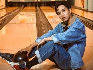 Sau "Con bướm xuân", Hồ Quang Hiếu lại tiếp tục làm mới ca khúc kinh điển "Đêm đô thị"