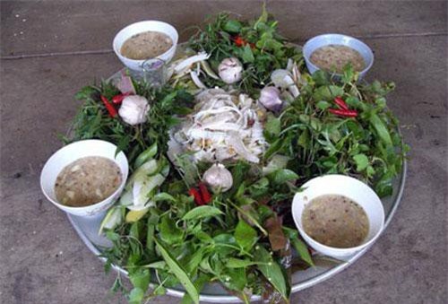 Gỏi cá mè - món khoái khẩu ở Bắc Giang ăn 1 lại muốn ăn 2