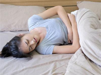 Những cơn đau đột ngột xuất hiện có thể cảnh báo nhiều bệnh nguy hiểm mà bạn nên chú ý