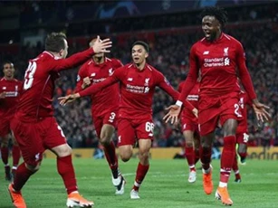 Người hùng Wijnaldum tiết lộ lý do tức giận với Klopp trước khi vào sân hủy diệt Barca