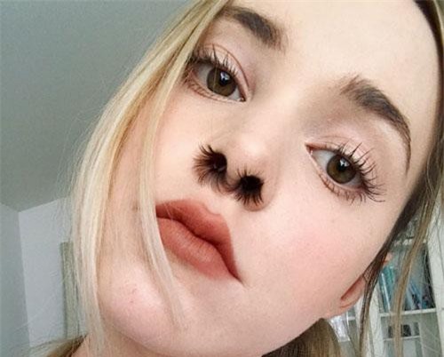 Kỳ quặc xu hướng làm đẹp “kéo dài lông mũi”