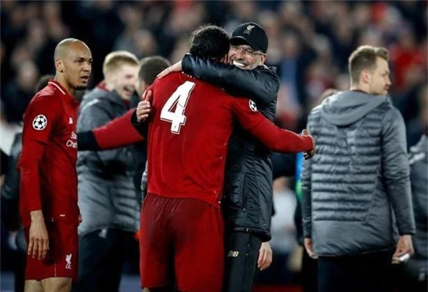 HLV Klopp tiết lộ động lực giúp Liverpool làm nên cú lội ngược dòng lịch sử trước Barca