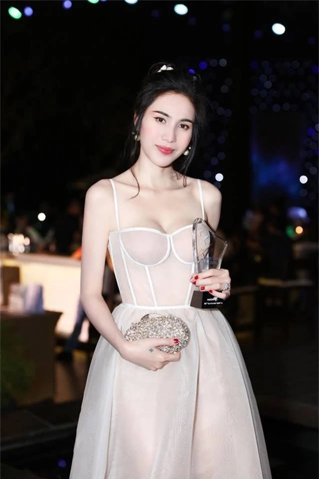 nhung ba me quyen ru bac nhat showbiz khien gai tre 