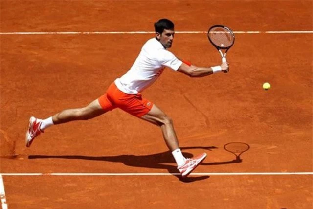 Thắng dễ Taylor Fritz, Novak Djokovic thẳng tiến vào vòng 3 Madrid mở rộng 2019 - Ảnh 2.