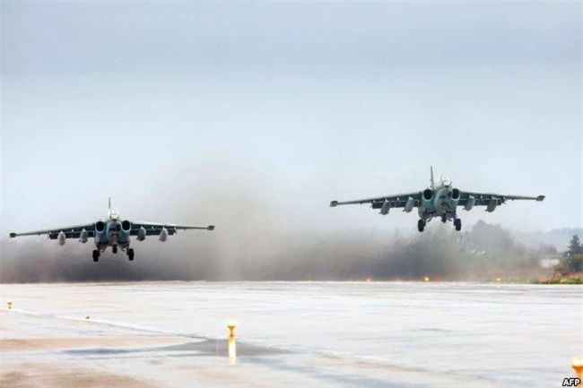  Sukhoi Su-25 ground attack aircraft taking off from the Hmeimim military base in Latakia province, Syria.